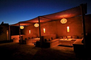 Living area - Riad Dar Ouzine (Taouz)