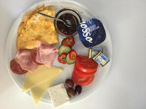 Daily continental breakfast for a fee