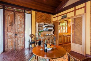 Café da manhã, almoço e jantar