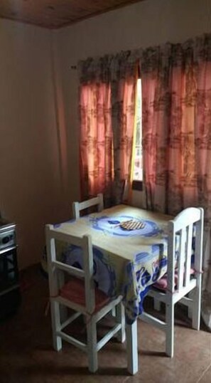 Apartment I | In-room dining - Alojamiento Villa Nueva (Puerto Iguazú)