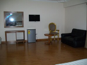Room amenity - Ampomaah Hotel (Accra)