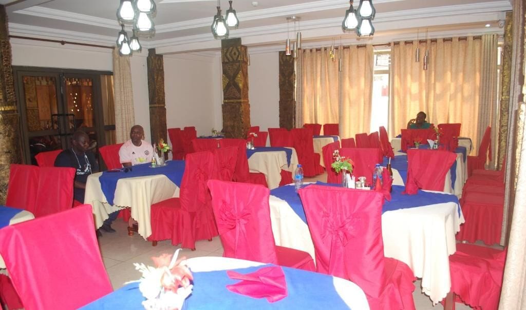 Foto - Ampomaah Hotel