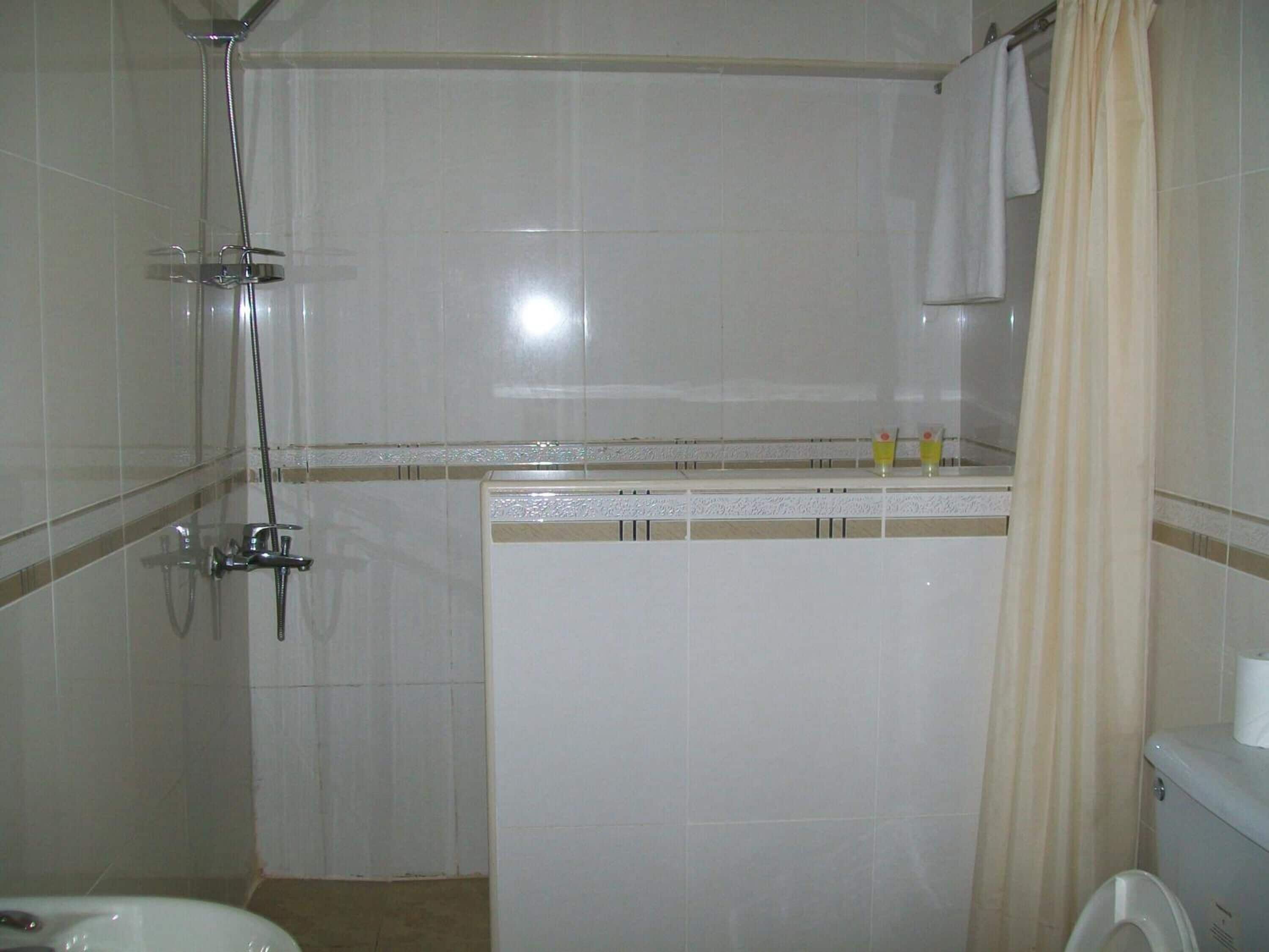 Foto - Ampomaah Hotel