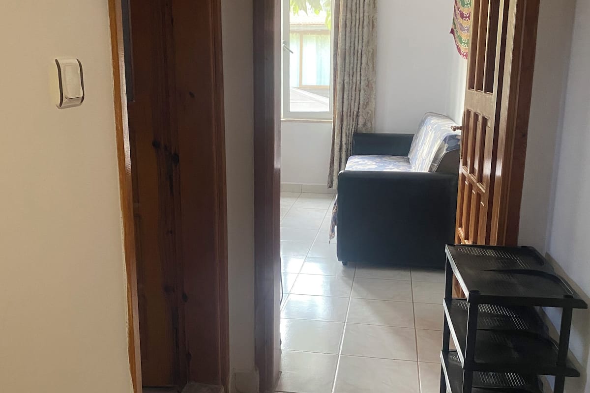 Seprai premium, minibar, didekorasi berbeda-beda, dan kedap suara