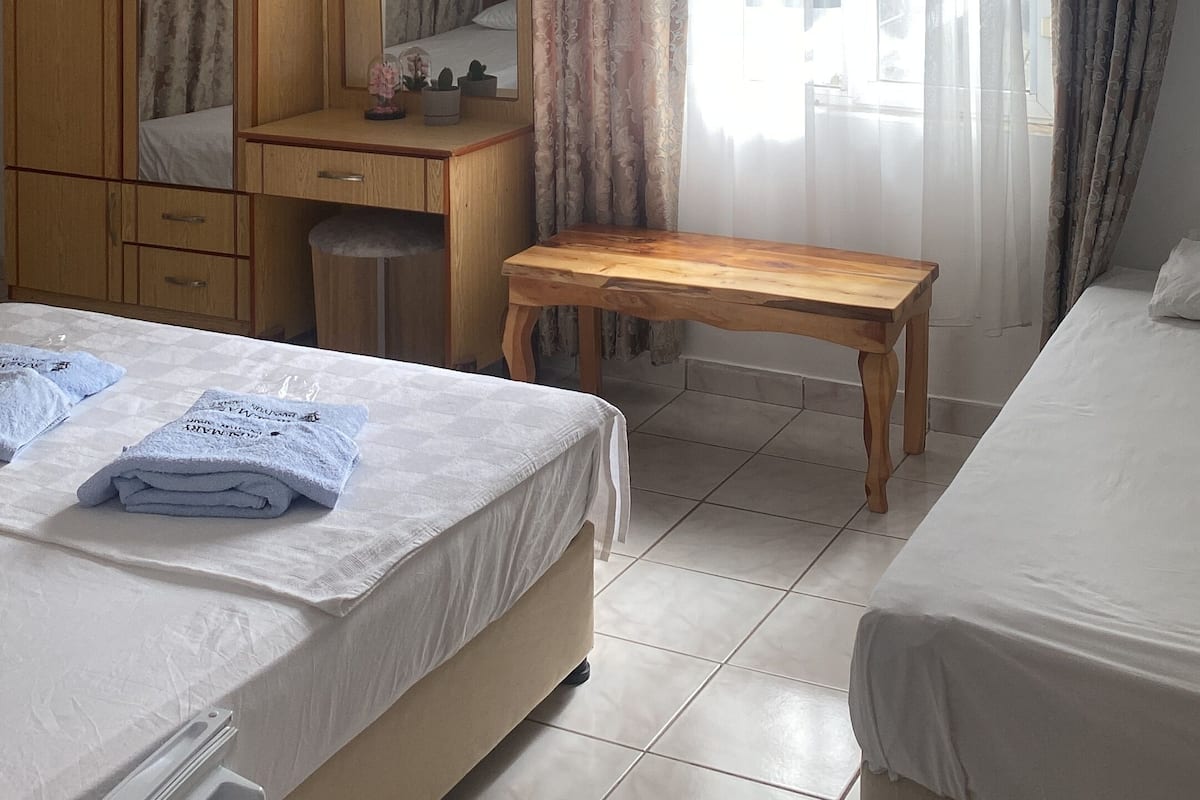 Hochwertige Bettwaren, Minibar, schallisolierte Zimmer