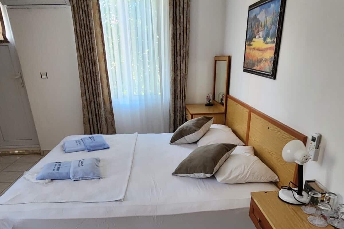 Hochwertige Bettwaren, Minibar, schallisolierte Zimmer
