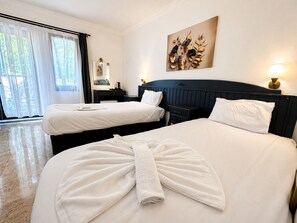 Standard Double or Twin Room | Free WiFi, bed sheets - Kilim Apart Hotel (Fethiye)
