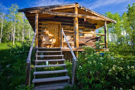 Burton Cabin | Individually decorated, individually furnished, bed sheets. The Cabins at Historic Columbine