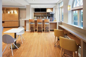 Bar (en el alojamiento)