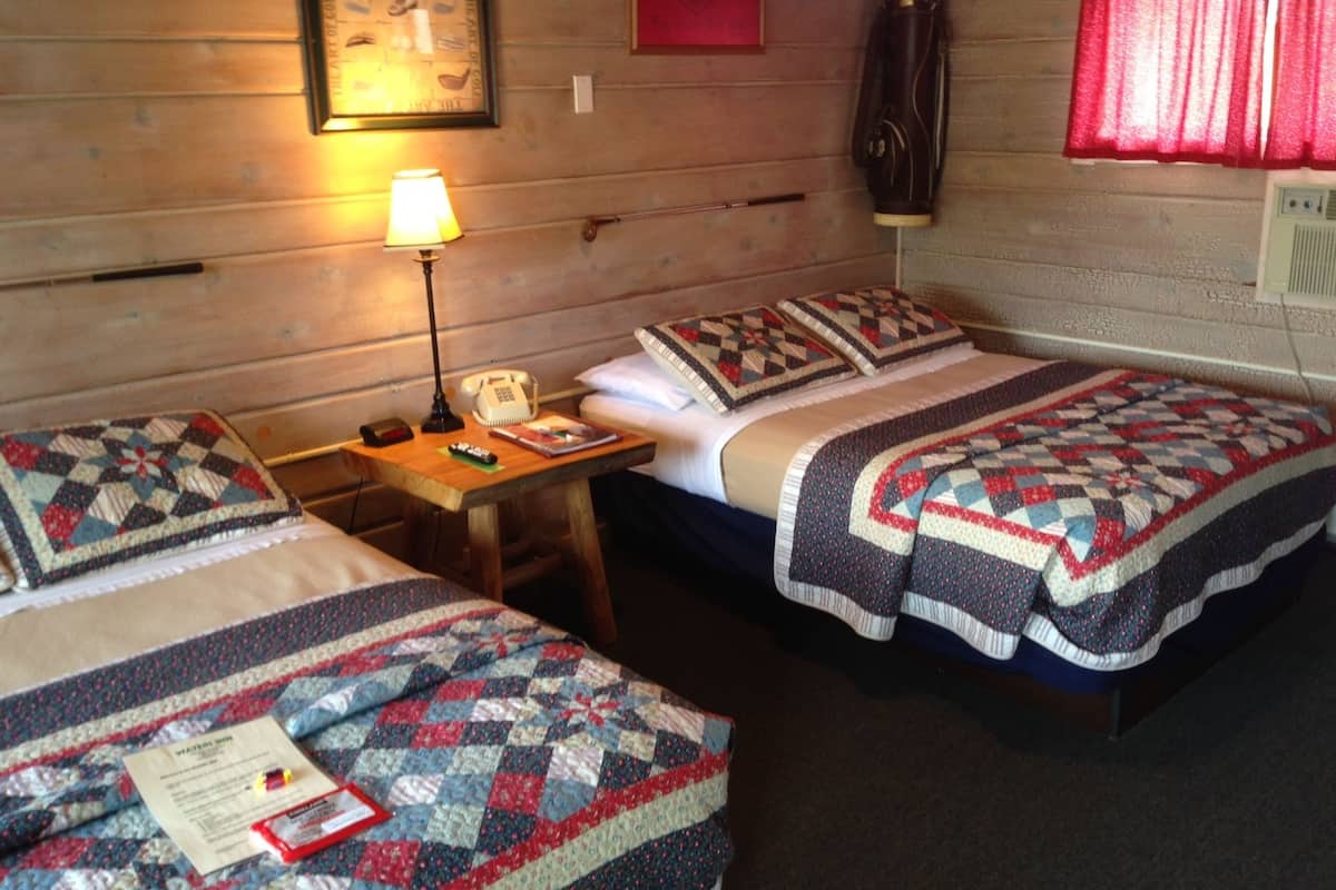 Room, 2 Double Beds (Room 8, Golf Theme) | WiFi (free), bed sheets