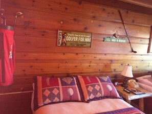 Zimmer, 2 Doppelbetten (Room 1, Golf Theme) | Kostenloses WLAN, Bettwäsche