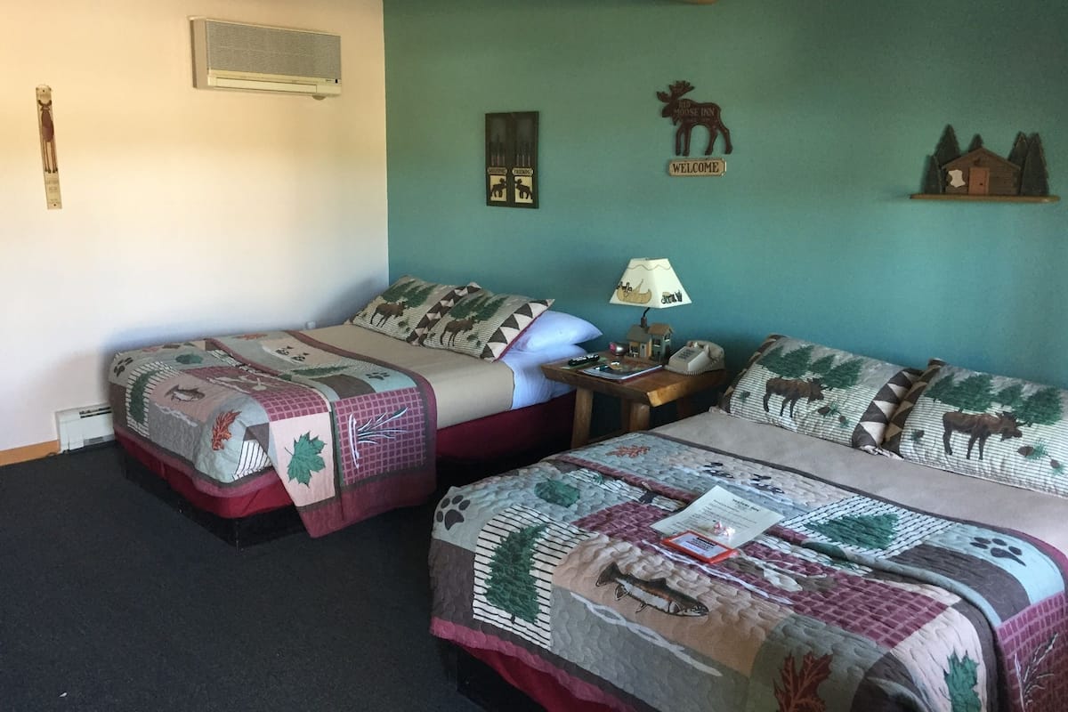 Room, 2 Double Beds, Accessible (Room 5) | WiFi (free), bed sheets