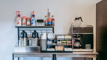 Déjeuner à emporter gratuit tous les jours
