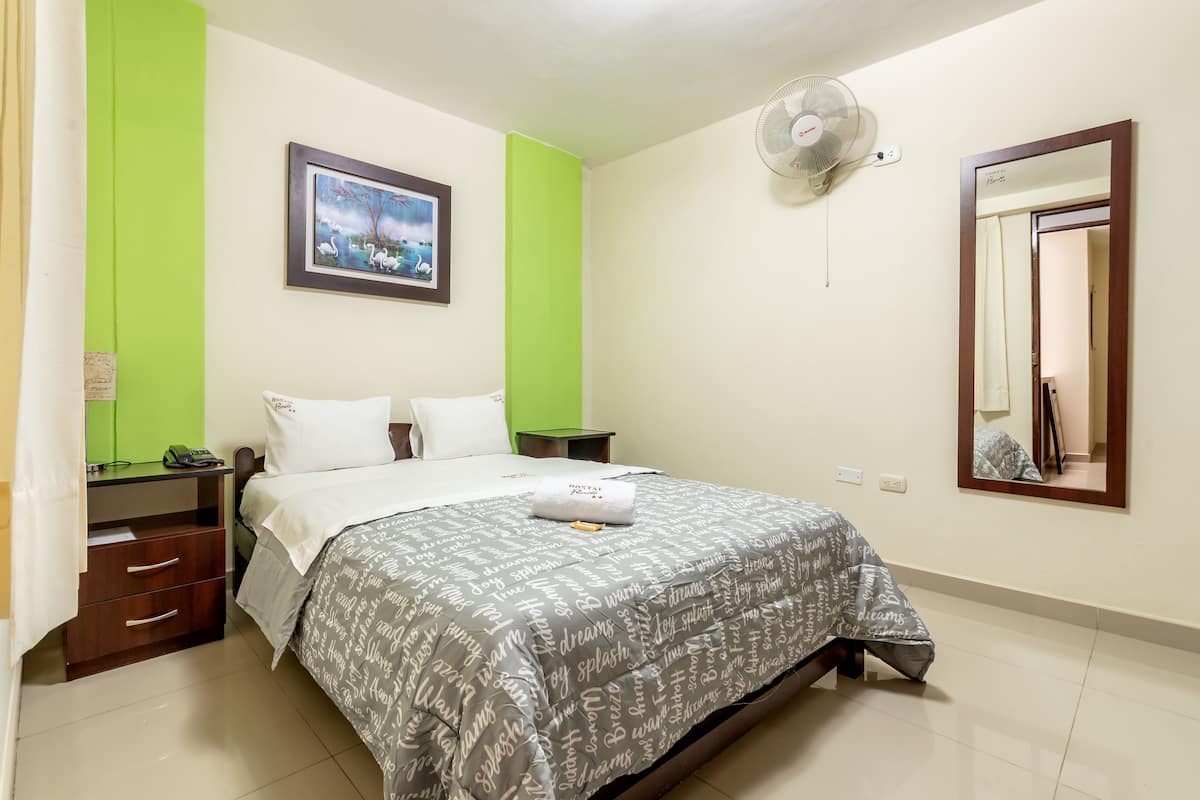 Superior Double Room | Desk, iron/ironing board (on request), WiFi (free), bed sheets