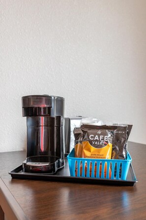 Mikrobølgeovn, kaffe-/temaskine