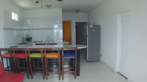 Căn hộ, 2 phòng ngủ, quang cảnh biển | Phòng khách