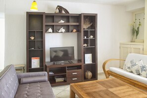Living area - Rodero by Solymar Beachfront Condos in Hotel Zone (Cancun)