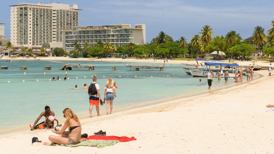 SandCastles Deluxe Beach Resort