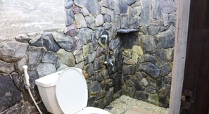 Family Room | Bathroom