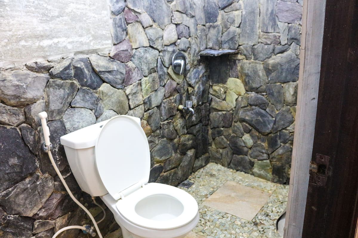 family room | free wifi, bed sheets