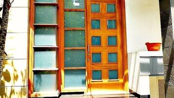 ๋ด๋ถ ์
๊ตฌ