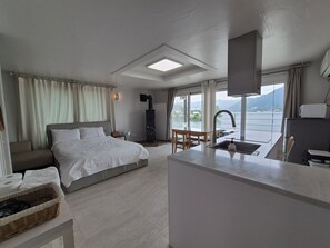 Doppia Standard, 1 camera da letto | Wi-Fi gratuito, lenzuola