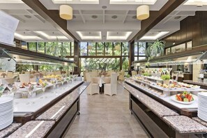 3 Restaurants, FrĂŒhstĂŒck, Mittagessen, Abendessen, lokale KĂŒche