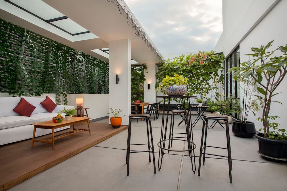 White Tree Residence