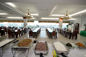 每日供應韓式早餐 (每人 KRW15000)