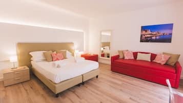 Suíte júnior | Lençóis italianos Frette, roupas de cama premium, edredons de pluma