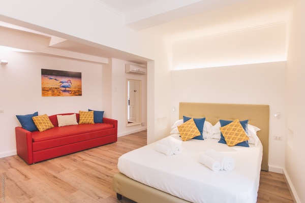 Frette Italian sheets, premium bedding, down duvets, memory-foam beds