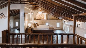 Minibar, coffres-forts dans les chambres, fer et planche Ă repasser