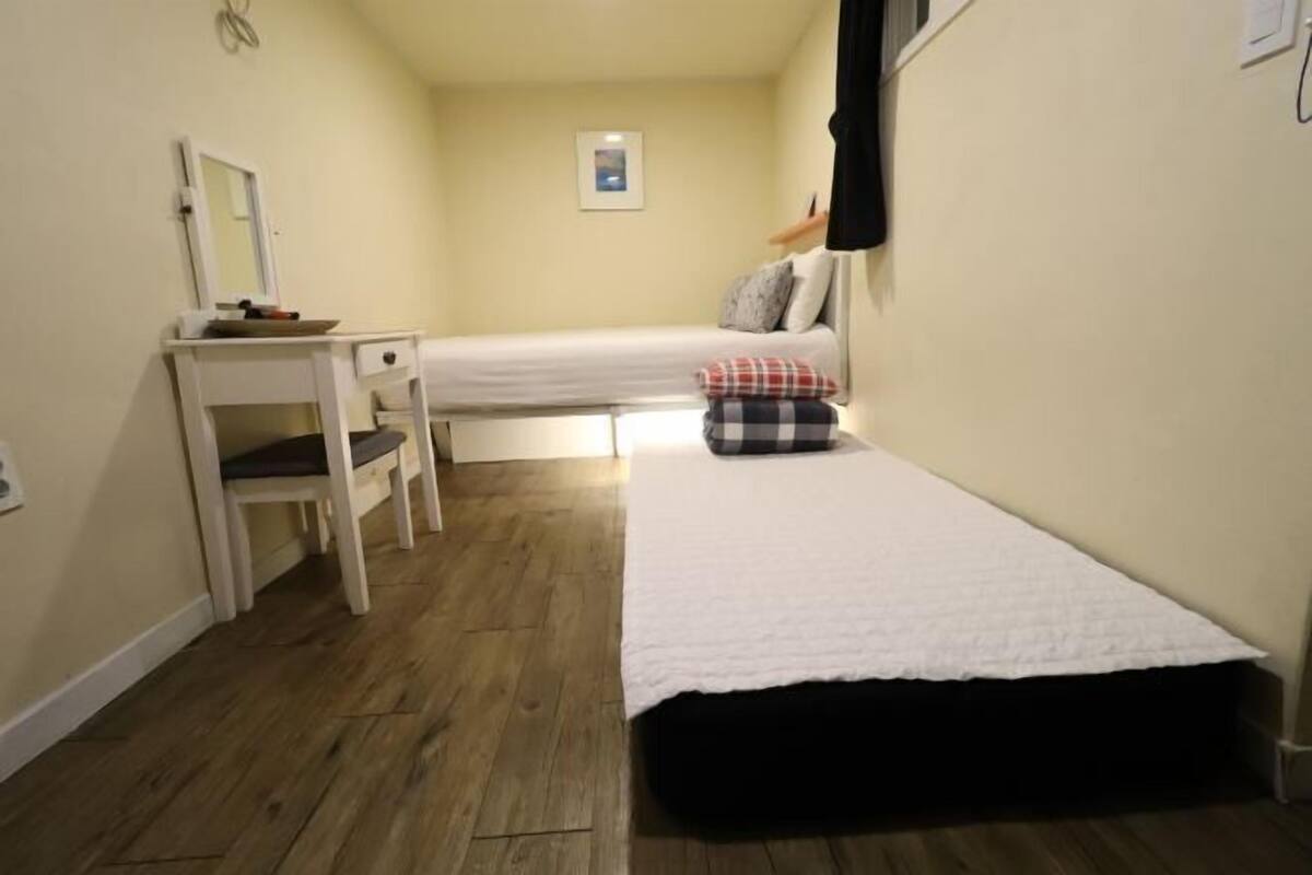 1 habitación, wifi gratis y ropa de cama