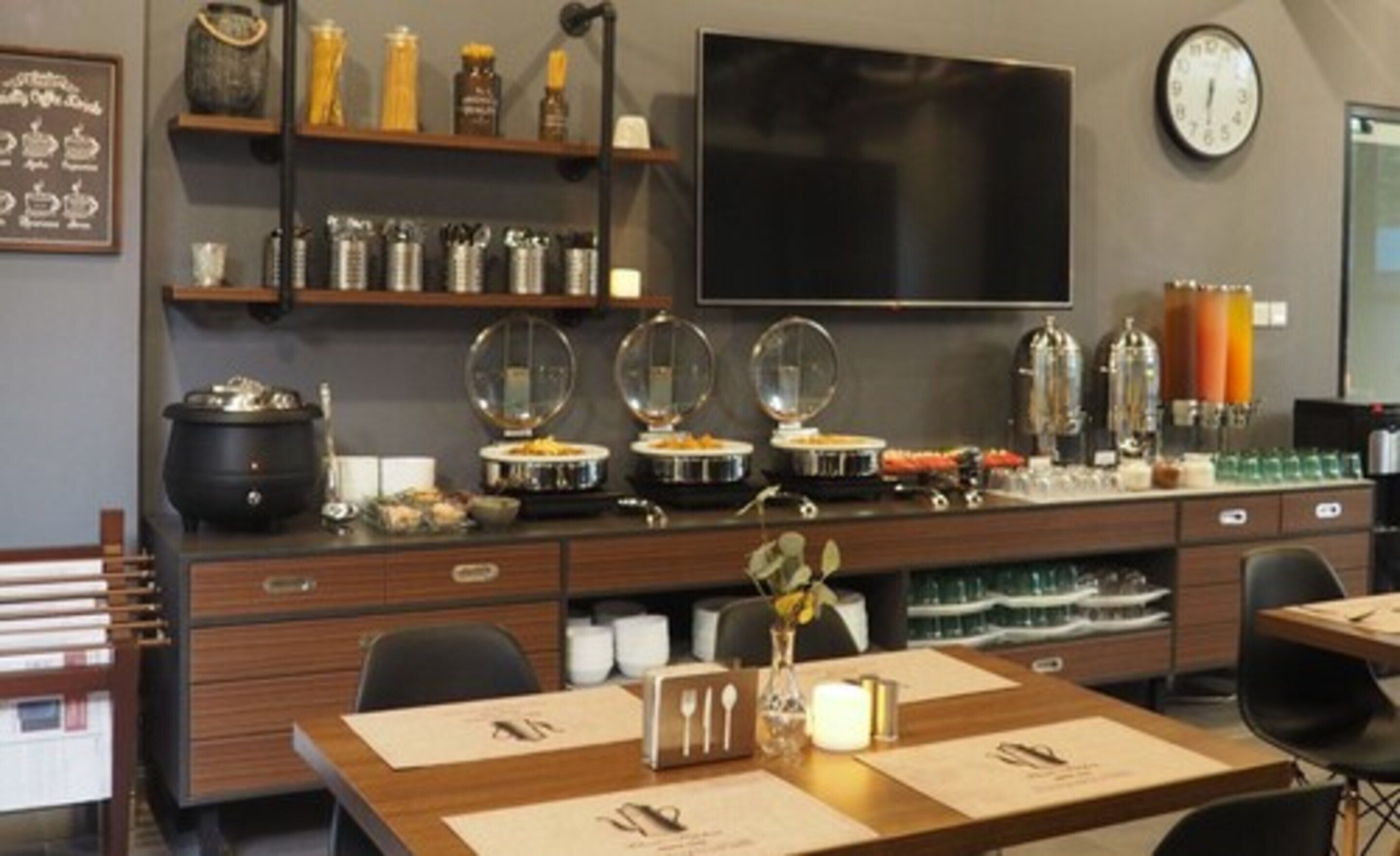 daily buffet breakfast (idr 80000 per person)