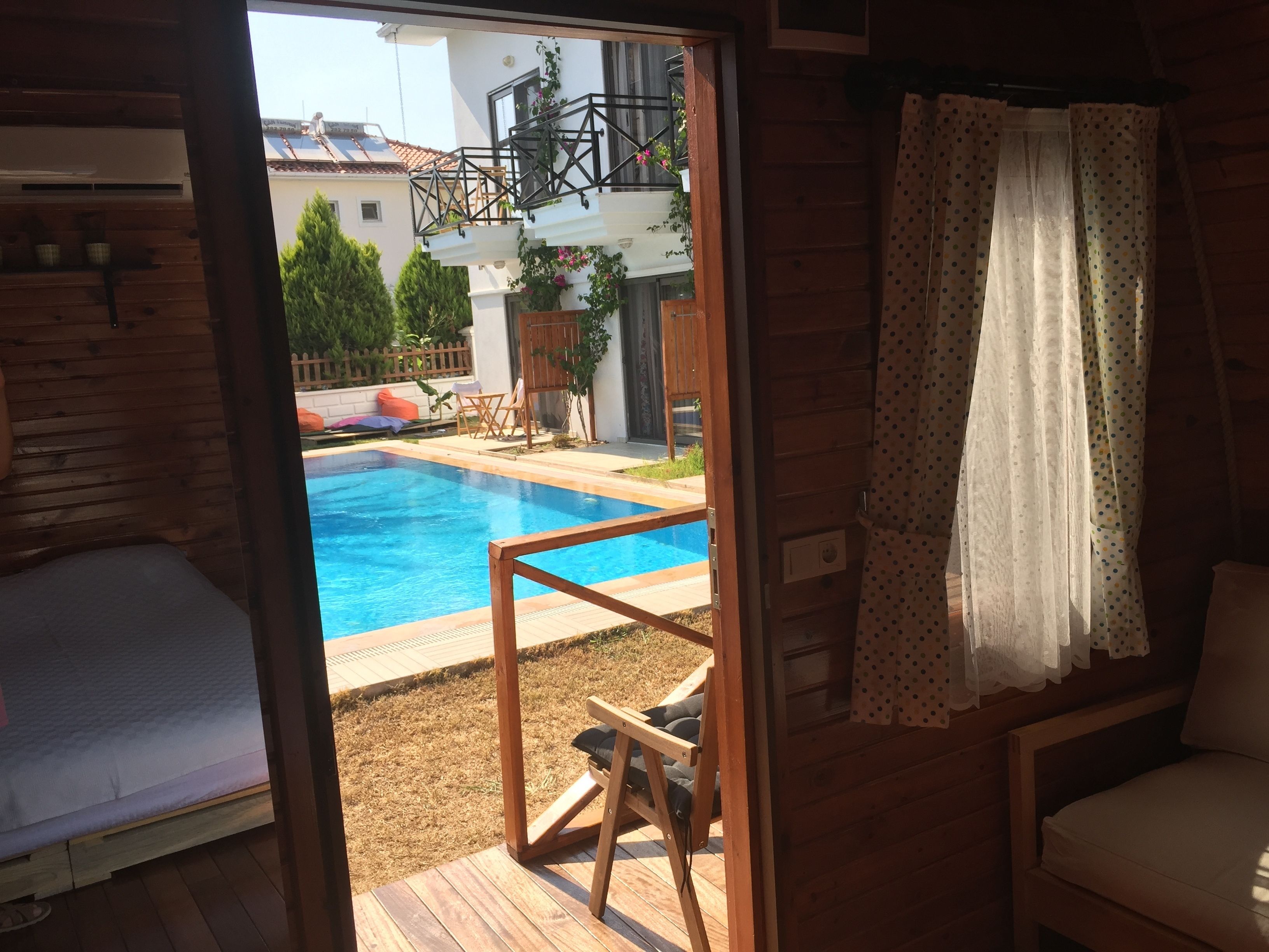 bungalow, 1 double bed | terrace/patio