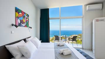 Superior Double or Twin Room, Sea View | 2 bedrooms, Frette Italian sheets, premium bedding, free minibar