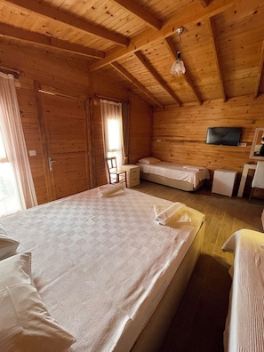 Deluxe Bungalow | 1 bedroom, premium bedding, minibar, desk