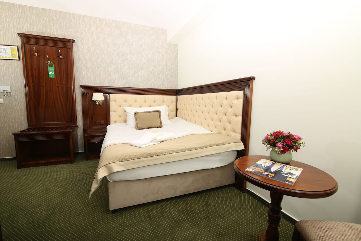 1 bedroom, minibar, in-room safe, desk