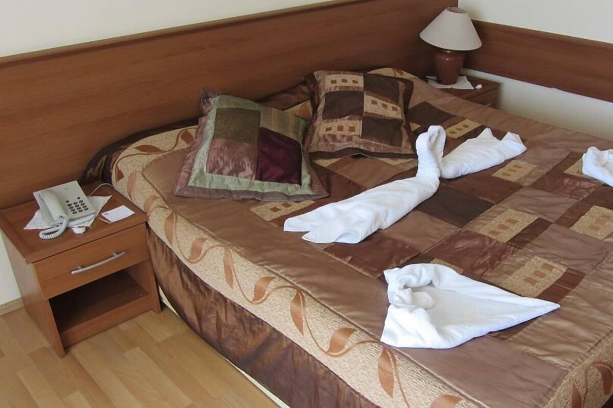 Suite | Minibar, free cots/infant beds, free WiFi
