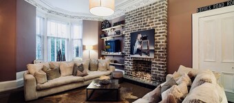 Maya's Glasgow Holiday Homes