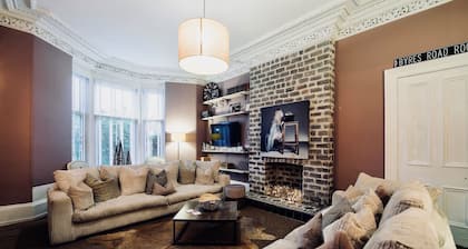 Maya's Glasgow Holiday Homes