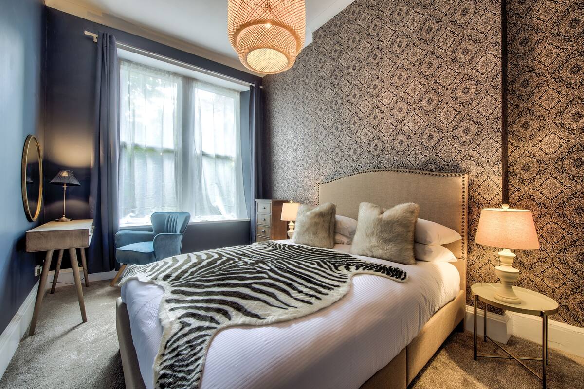 Appartement, 1 slaapkamer | 2 slaapkamers, een bureau, een laptopwerkplek, gratis wifi