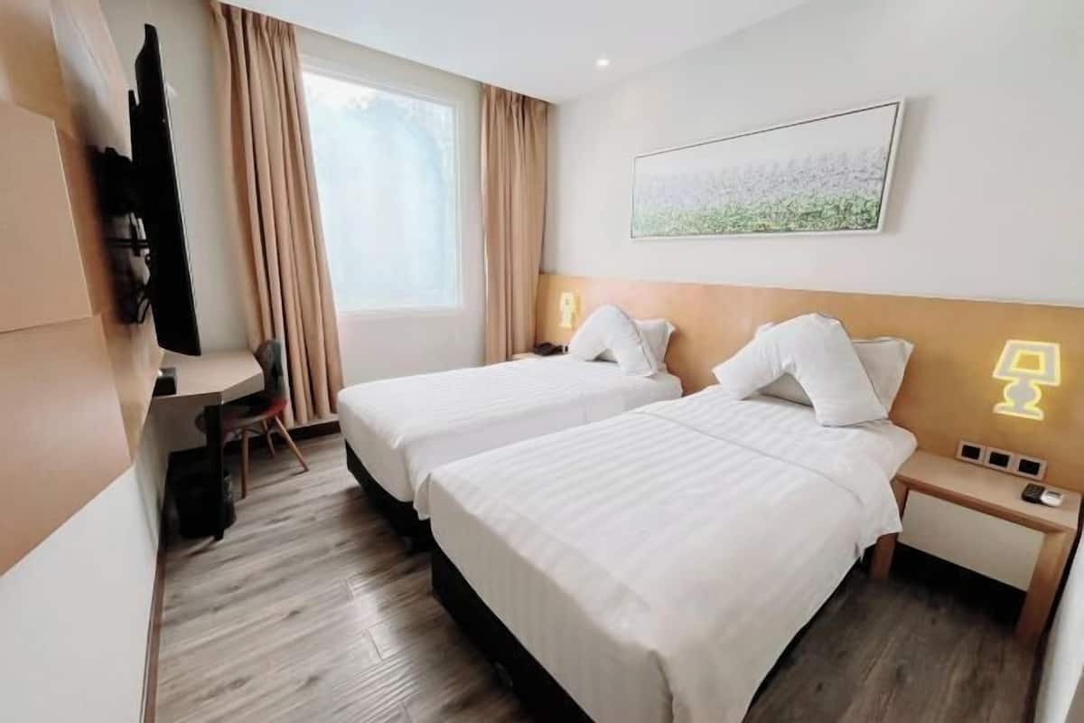In-room safe, desk, blackout curtains, soundproofing