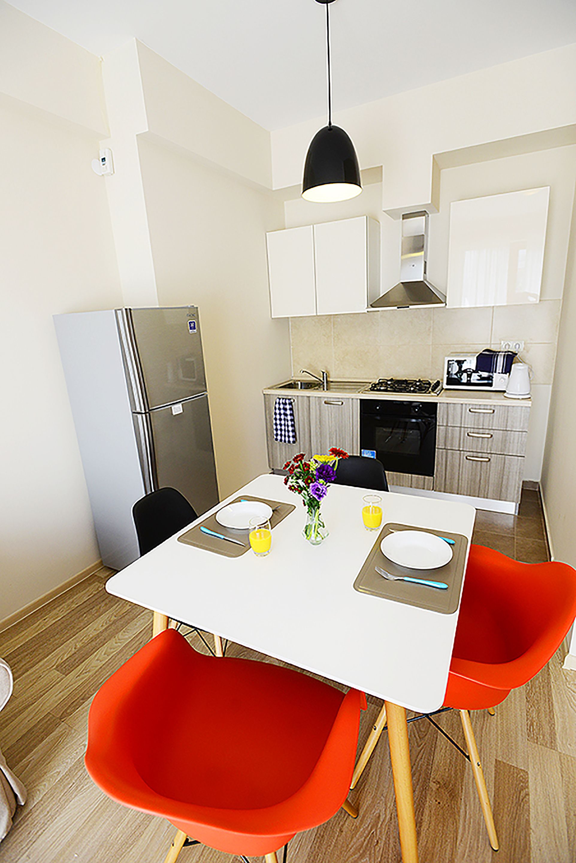Apartment, 1 Bedroom, Kitchen | Private kitchen | Fridge, stovetop, coffee/tea maker, electric kettle