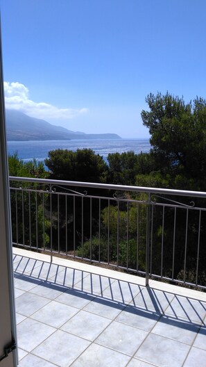Studio, Sea View | Balcony