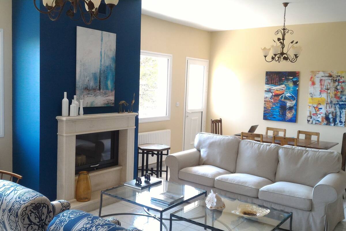 Apartment, 3 Bedrooms, Sea View | Living area | Flat-screen TV