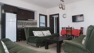 Suite Grand, Bebas Asap Rokok, pemandangan kebun | Brankas, meja kerja, dan Wi-Fi gratis