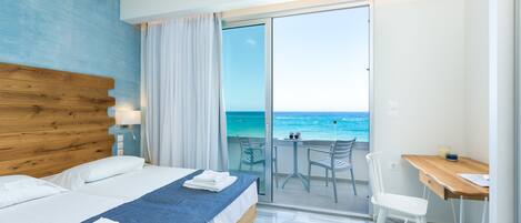 Leilighet – deluxe, sjøutsikt (Top Floor G1-G3) | Safe på rommet, individuelt innredet, skrivebord og blendingsgardiner