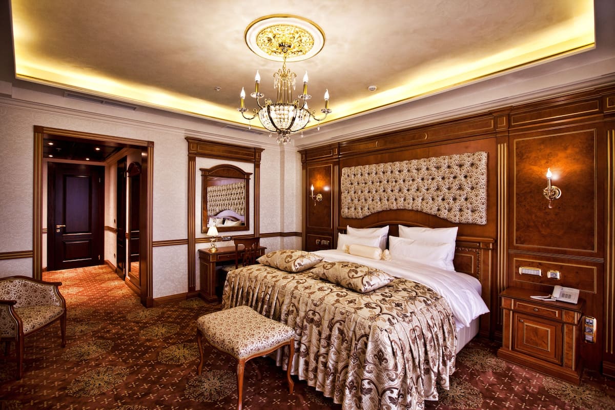 Superior suite | Woonruimte | Een plasmatelevisie
