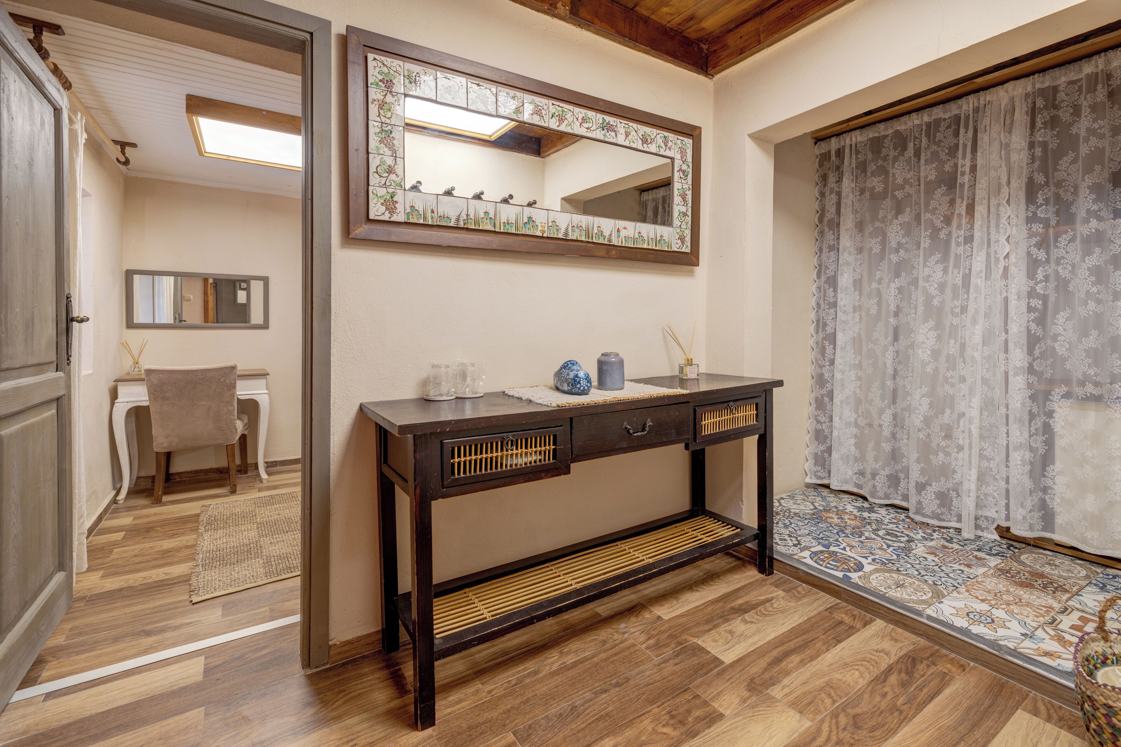 family room with veranda | 1 bedroom, premium bedding, minibar, individually decorated